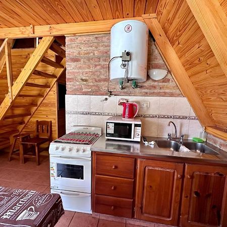 פריטו מורנו Hosteria & Cabanas Rio Fenix מראה חיצוני תמונה