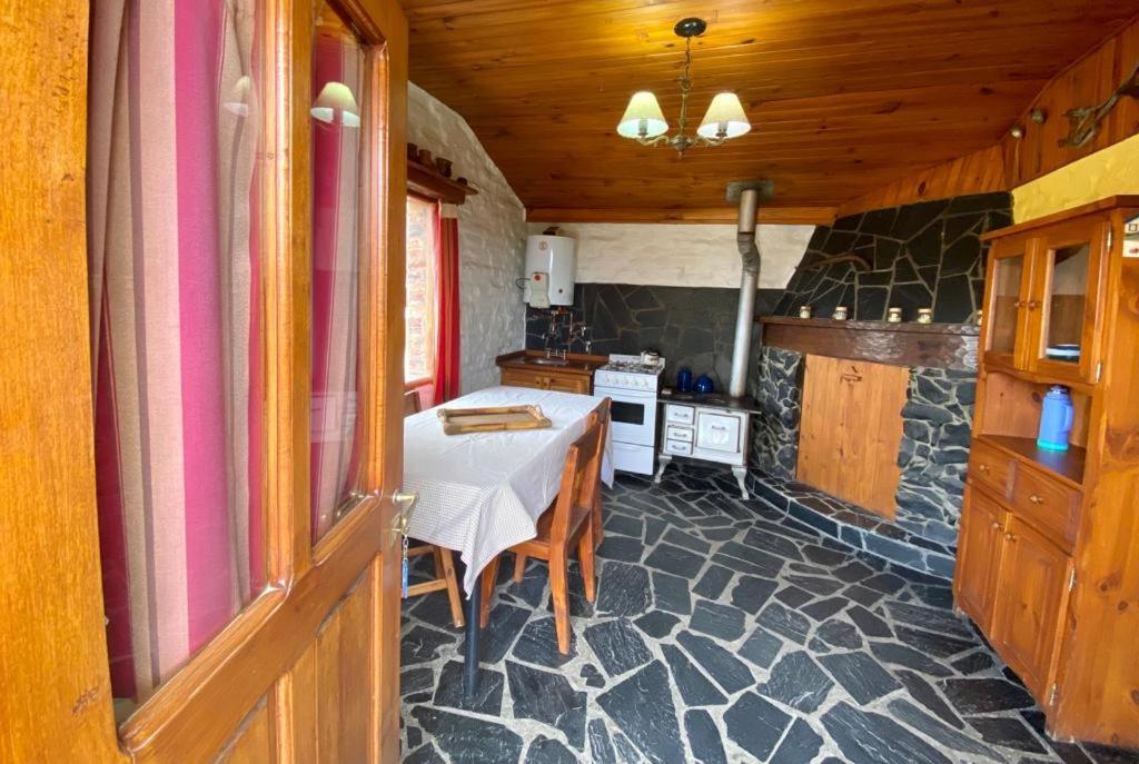 פריטו מורנו Hosteria & Cabanas Rio Fenix מראה חיצוני תמונה